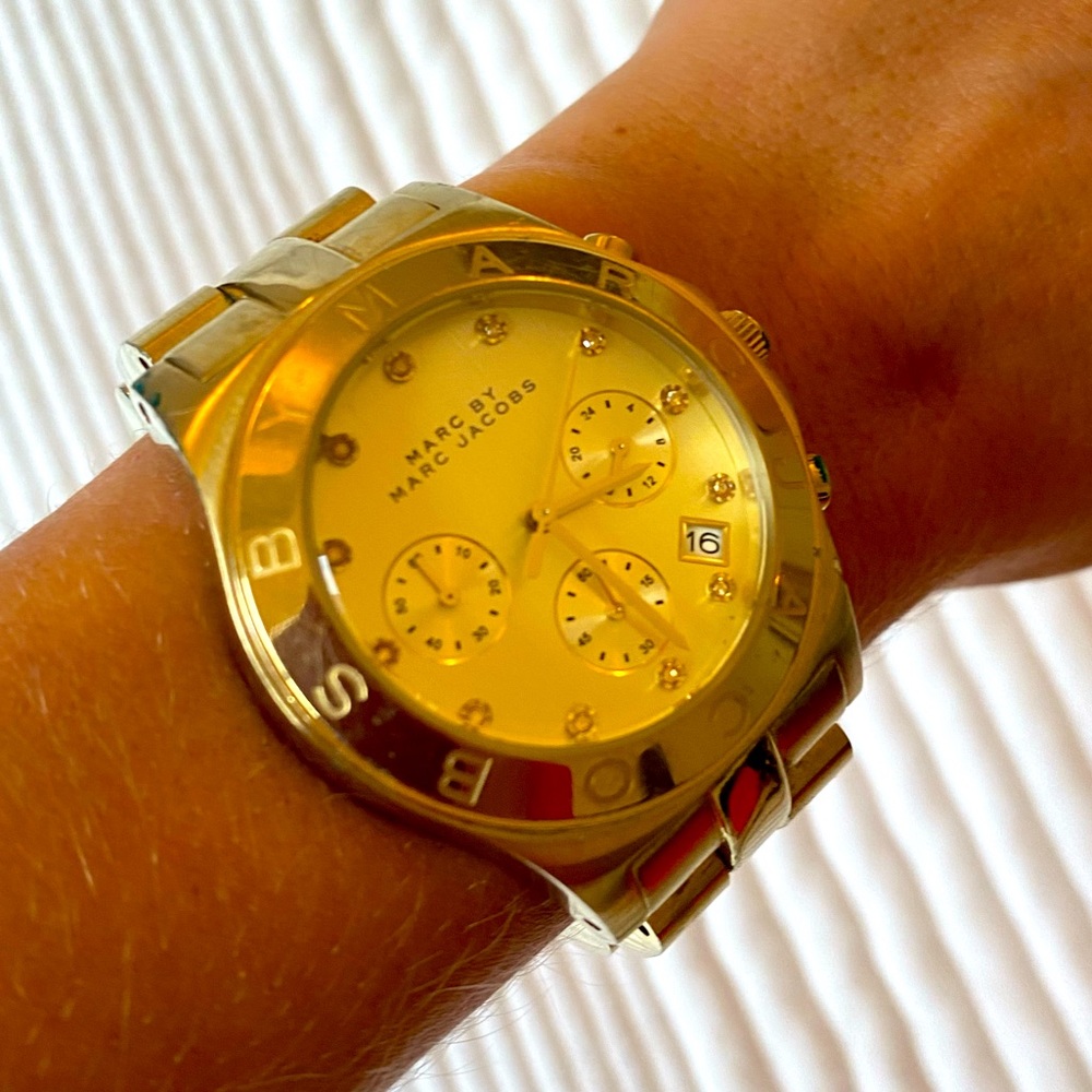 Marc Jacob’s gold watch